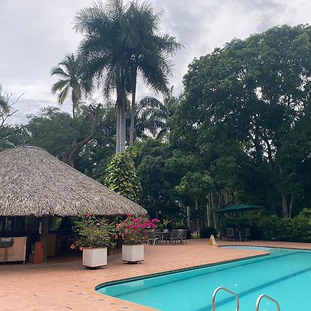 Hotel La Palma Del Paso Real- Solo Adultos Santa Fe de Antioquia Exterior foto