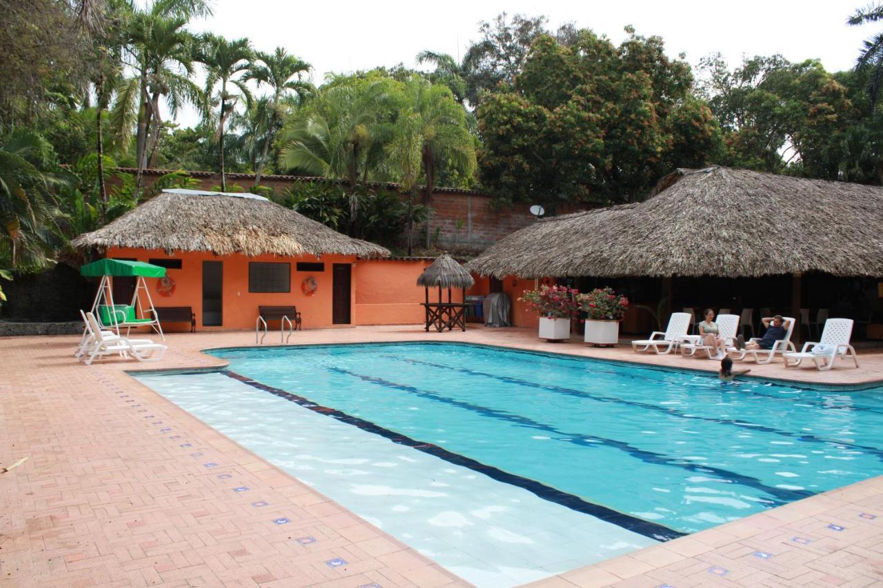 Hotel La Palma Del Paso Real- Solo Adultos Santa Fe de Antioquia Exterior foto