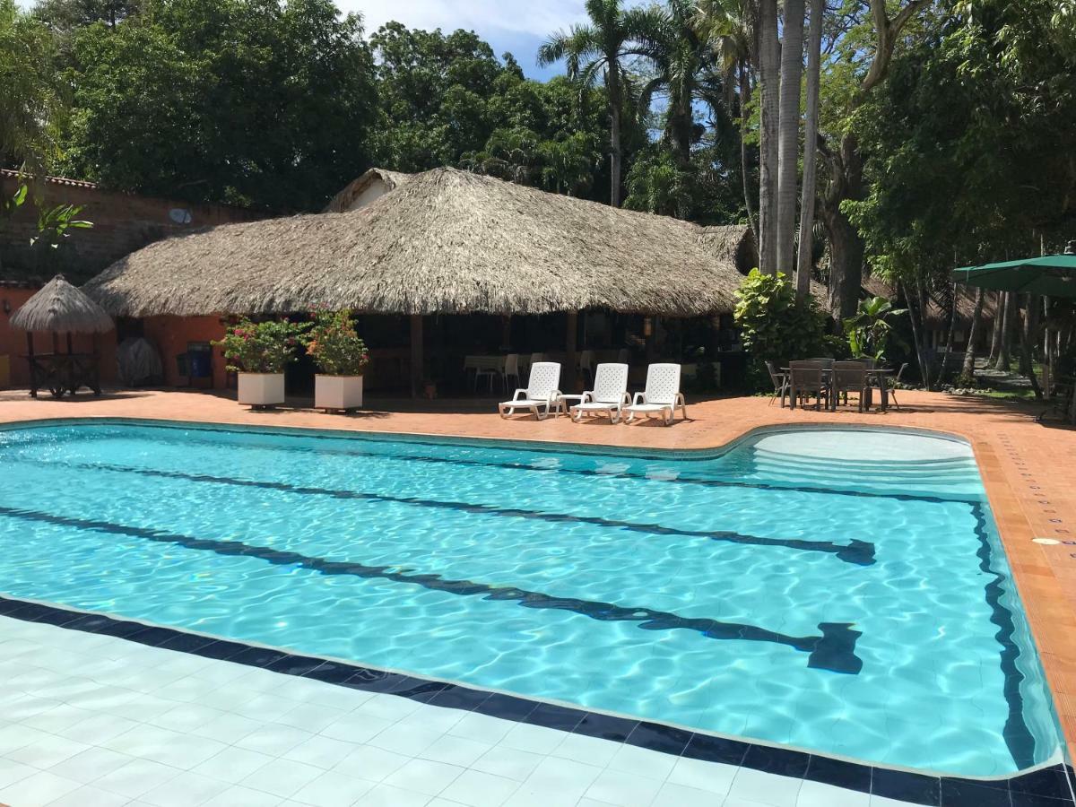 Hotel La Palma Del Paso Real- Solo Adultos Santa Fe de Antioquia Exterior foto