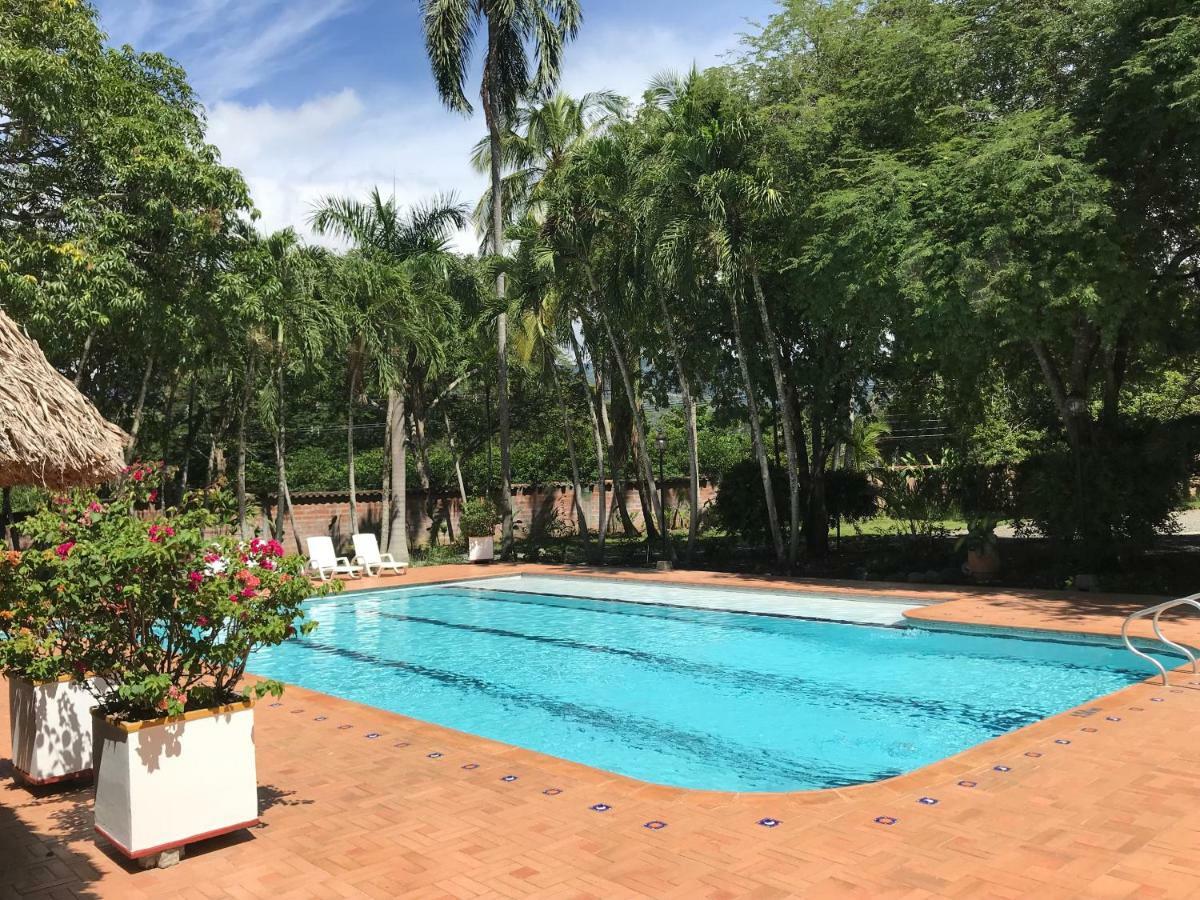 Hotel La Palma Del Paso Real- Solo Adultos Santa Fe de Antioquia Exterior foto